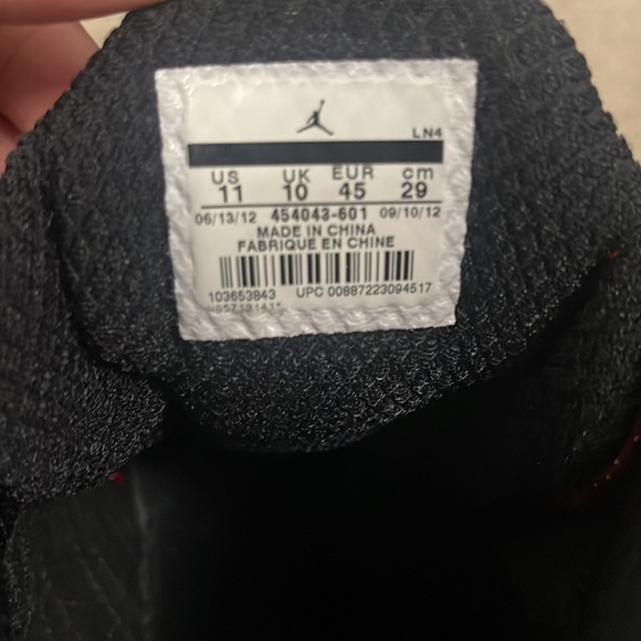 A1-Red Nike Jordan’s Men’s Size 11 Sneakers - Picture 2 of 6